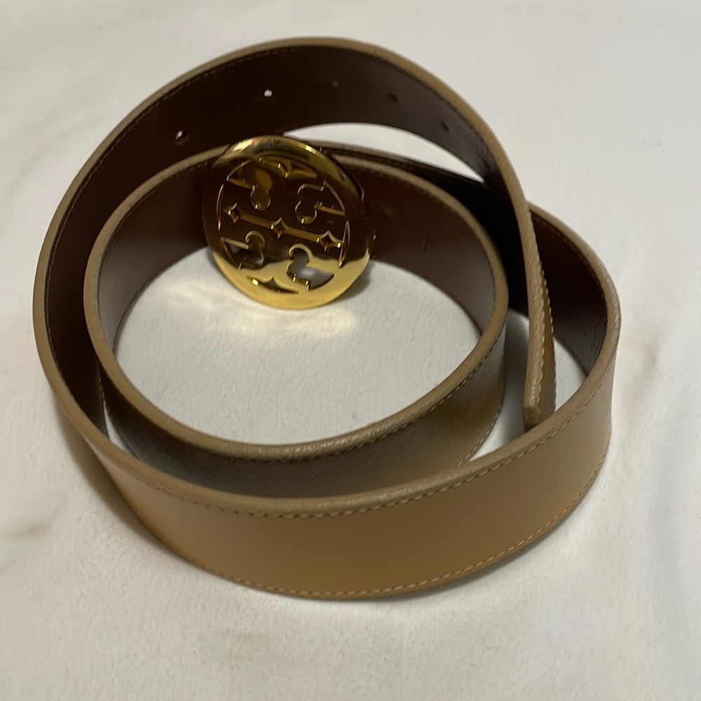 Tory Burch women’s large brown gold Belt with circular buckle closure